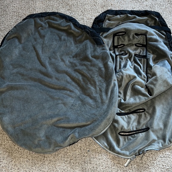 JJ Cole Collection BundleMe Infant Car Seat Cover - Picture 3 of 4